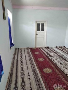 Hovli uyda xona ijaraga beriladi