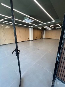 Срочно сдается офис в центре 955квадратных в Бизнес центре в Яккасарай