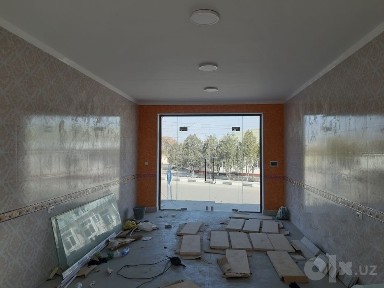 Продается новый коттедж в КАГАНЕ с помещением под магазин или аптеку
