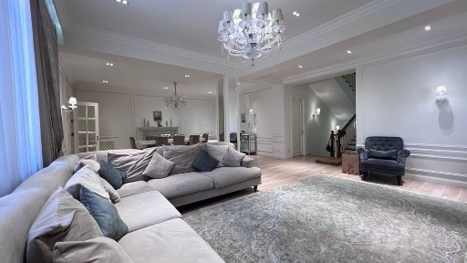 Сдается дом 4 комнаты, ориентир: махалля Никитина, 4 сотки 300м²