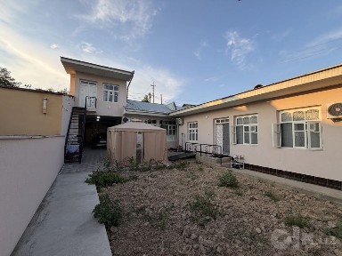 Учкахрамон, Парвоз, 4-сот, 5-комнат участок в аренду
