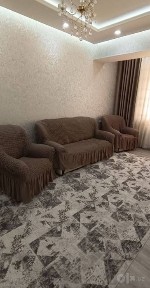 Продается 2комнатная квартира на 1этаже с подвалом в 5этажной кирпичн