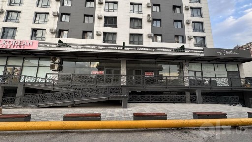 Нотурар бино 92кв/м ижарага (аренда) берилади.