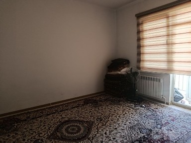 Yangihayot tumani 9-hududda 2 xonali uy sotiladi