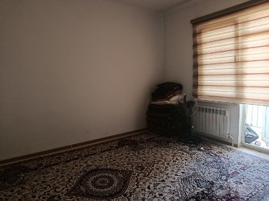 Yangihayot tumani 9-hududda 2 xonali uy sotiladi