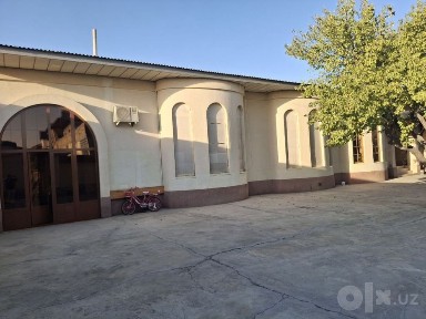 Продаётся участок с домом 6 соток участок расположен вдоль дороги