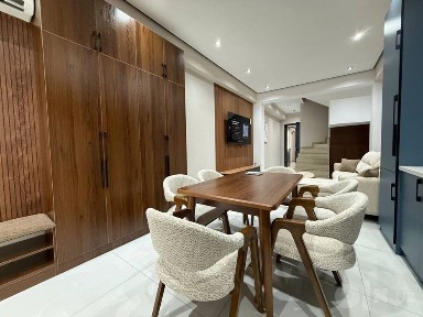 Таунхаус в Центре Ташкента, 174 м2.4 комнаты. Яккасарай, маг. Океан