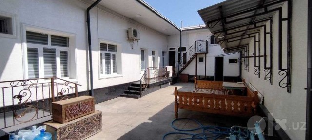 СРОЧНО Продается дом в Яшнабаде 2.16 соток 5 комнат ул. Джаркурганская