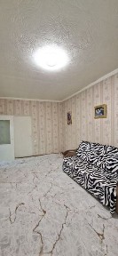 Чиланзар 19, Продается 3-комнатная квартира