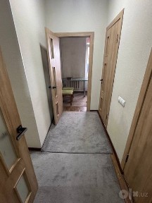 Свой Продаётся 2/4/4 квартира 57кв яккасарай. Улица Бабур