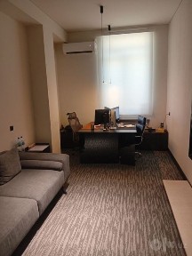 Аренда! Под офис 16,5м2. Ор-р Метро Тинчлик. Вдоль дороги