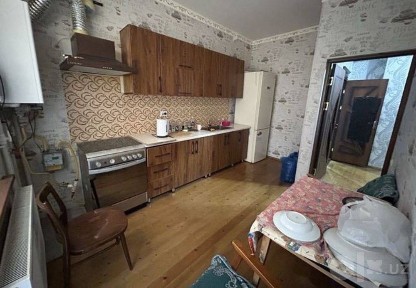 Чиланзарский район, рядом с метро Новза, сдается 2-комнатная квартира.