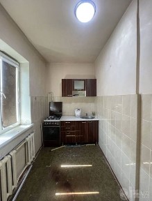 Ойбек Метро квартира 1 комнатная площадь 41 кв. м без мебели