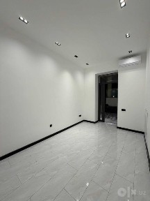 Продается нежилое 50м2. Ор-р: Стадион Старт, Breadly