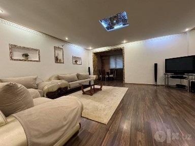 Продается 3х ком квартира, ориентир: Ц-1 Дольче Италия, 80м²