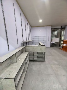 Magazin Arendaga qorasuv kompleks 2 etajdan kirganda yaqol ko'zga tash