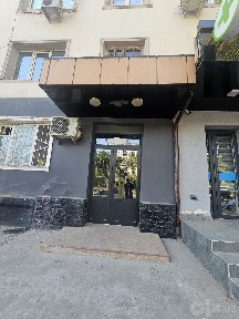 сдаётся нежилое помещения в улице шотаруставели перекрёсток братский