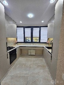 Продается 3 ком Квартира на 2 этаже ЖК 
