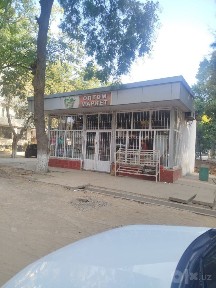 Magazin srochna sotiladi