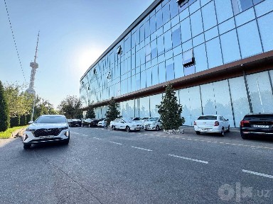 Продажа Здания с Долгосрочным Готовым Арендатором! Центр Города 23000м2