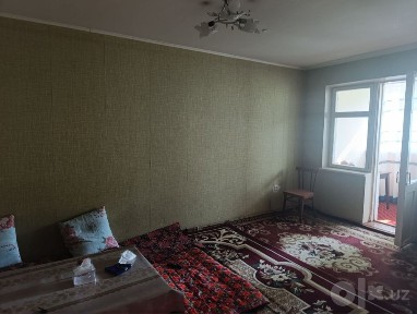 Furunziskiy massiv ecomarket yonida 2 xonali uy sotiladi
