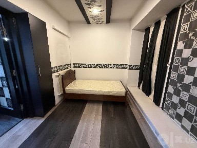 3-х комнатная на Садык Азимова ID: 8258