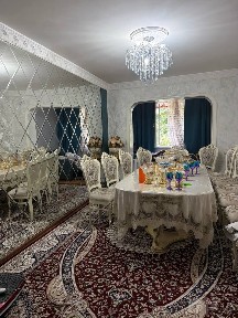 Мирзо Улугбек Ахмад Югнакий Продается Квартира 3/5/5