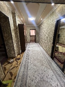 Срочно задаётся квартира 3х км 3 етаж 400 торг