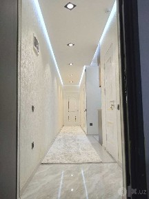 Sotiladi kvartira 1*2/2/20 Qora Qamish 1/2 da 42 кв, remont podkluch