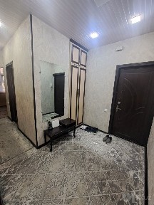 Chilonzordan 19dan 3xonali uy 1 etaj Чиланзар 19квартал 3ком 1этаж