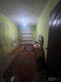 Срочно сотилади 3 хона рисвий ор тантана