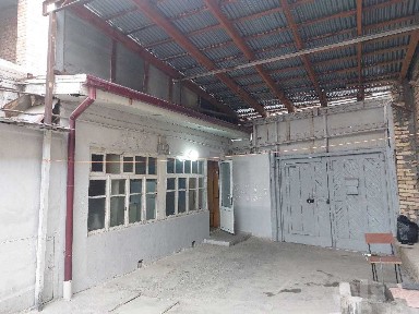 Продается дом улица Уста Ширин, первая линия. 1.58сотки угловой.