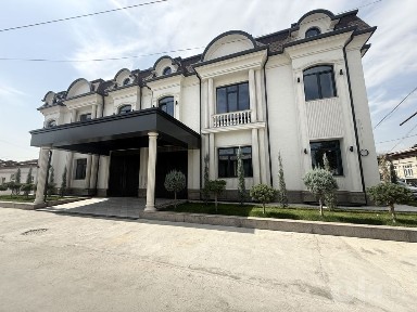Yunusobod Bobodehqonda Evro lux hovli
