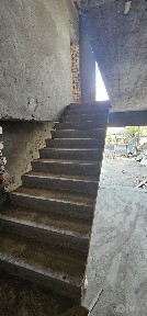 Yashnobod tumanidan 2,5 sotix hovli sotiladi