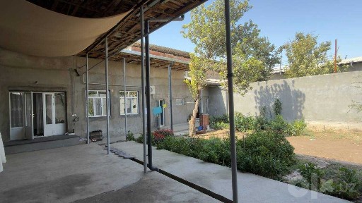 Archa Kochadan Hovli Sotiladi