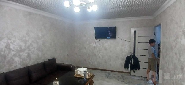 Kattaqo'rgon shahri Mikrorayon 3 xonali uy