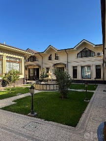 Дом 1000 м2 с участком 6 соток. Ор-р: Саламатина, улица Мукимий