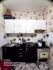 Продается 1 комнатный квартира аренча победа 40 кв есть 2×3 балкон кат