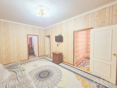 Продаётся квартира метро Мирзо Улугбек 6- квартил