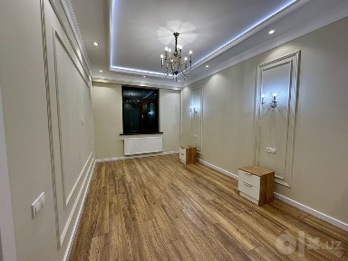 (Yashnabod,Aviasozlar) Авиасозлар-4,ЖК Сафия, своя квартира 2-ком