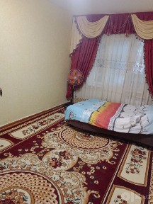 Чирчик 2 хона сотилади 3 мкр да