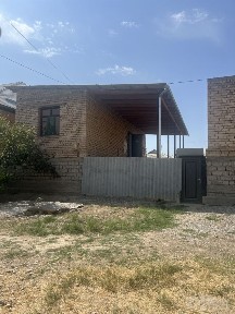 Gulistonda Uy sotiladi