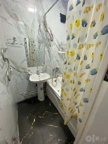 Uch tepada joylashgan sheriklikka