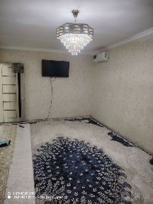 3 xonali dom sotiladi barcha jixozlari bilan