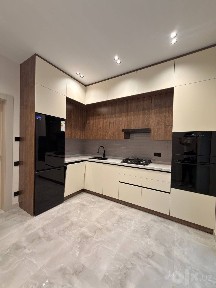 Продам евро дом Мирзо-Улугбекский районе Ул Никитина 1,7 соток 4 уровн