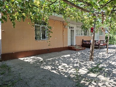 Andijon / Hovli sotiladi