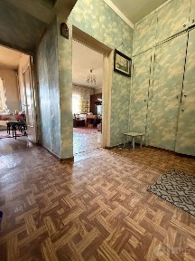 Чилонзор 15. Срочно. 2 х комнатная каартира. Продается