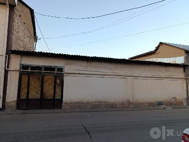 Uy sotiladi Olmozor Tumanida 3 sotix