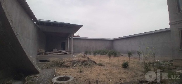 Продам Евродом Туркмахалля улКодирия 3уровня 6соток 8комнат