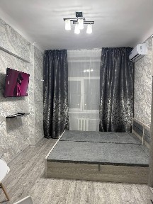 Продаётся Осиё 3/5/9 с мебелью техникой евро ремонт локации топ !